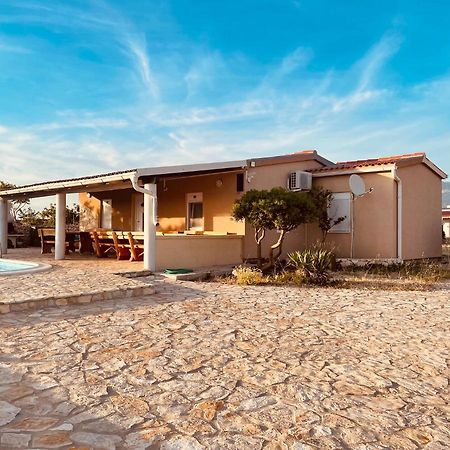 Beautiful Secluded Area Near Novalja Vacation House With Pool And Sea View Villa Lara 외부 사진