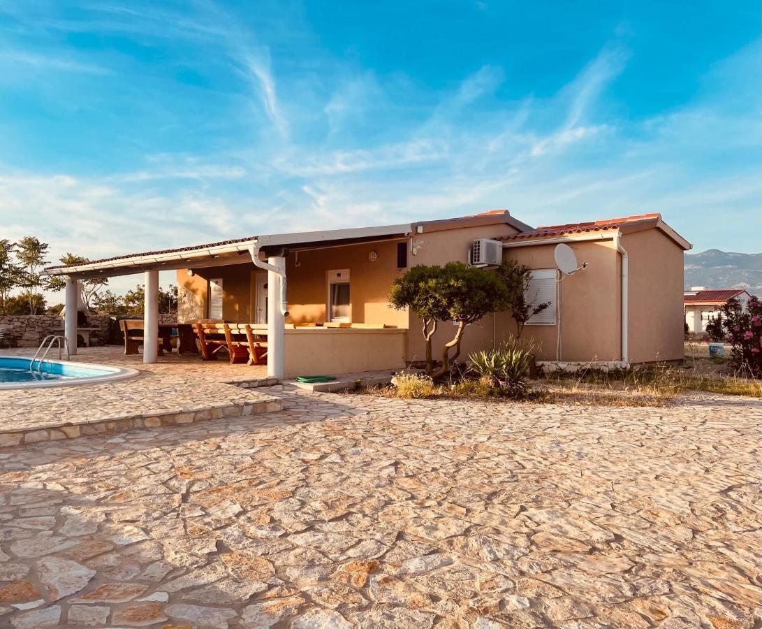 Beautiful Secluded Area Near Novalja Vacation House With Pool And Sea View Villa Lara 외부 사진
